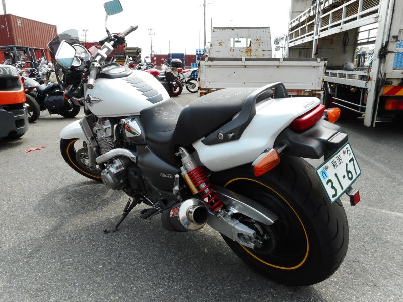 Honda cb1300dc