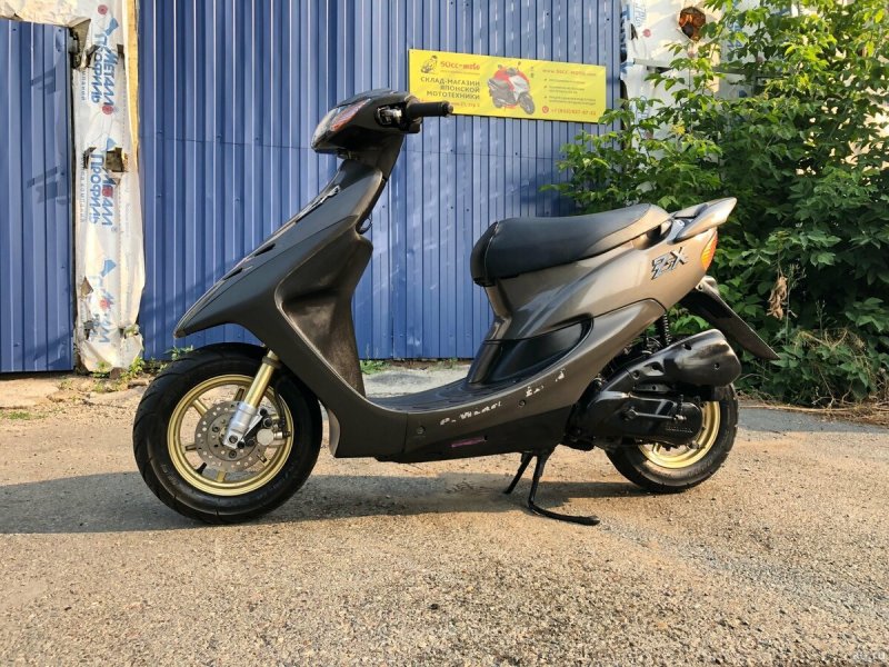 Мопед Honda Dio