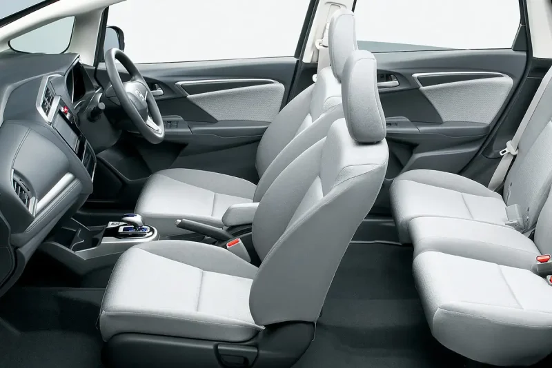 Honda Fit Hybrid 2015 Interior