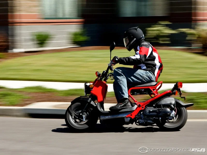 Honda zoomer 150