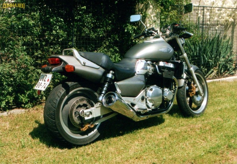 Honda x4 2000