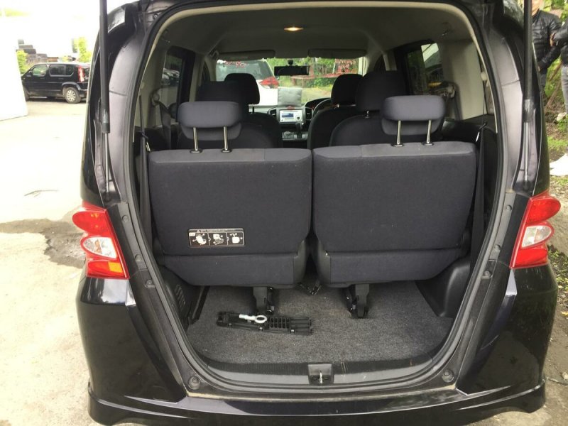 Honda freed 2009 салон