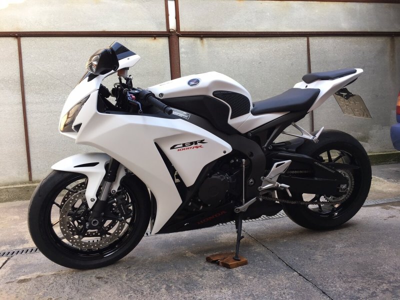 Honda cbr1000rr Fireblade