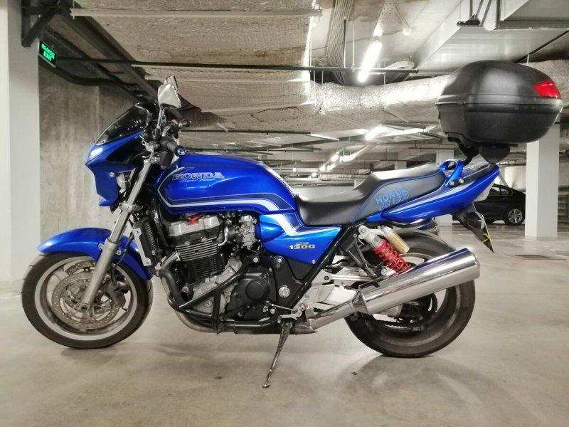 Мотоцикл Хонда св1300 синий