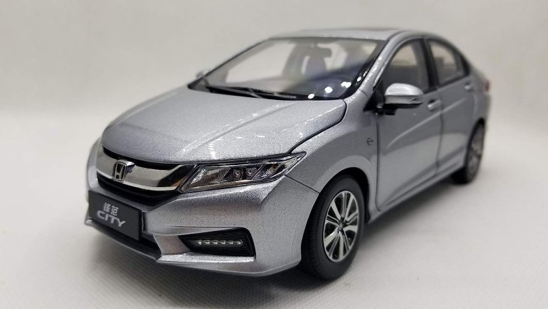 Машинка Honda Civic 12см,металл инерц.Технопарк