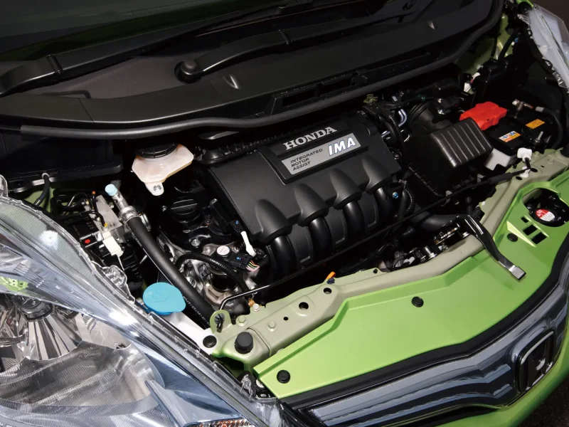 Двигатель Хонда фит гибрид 1.3