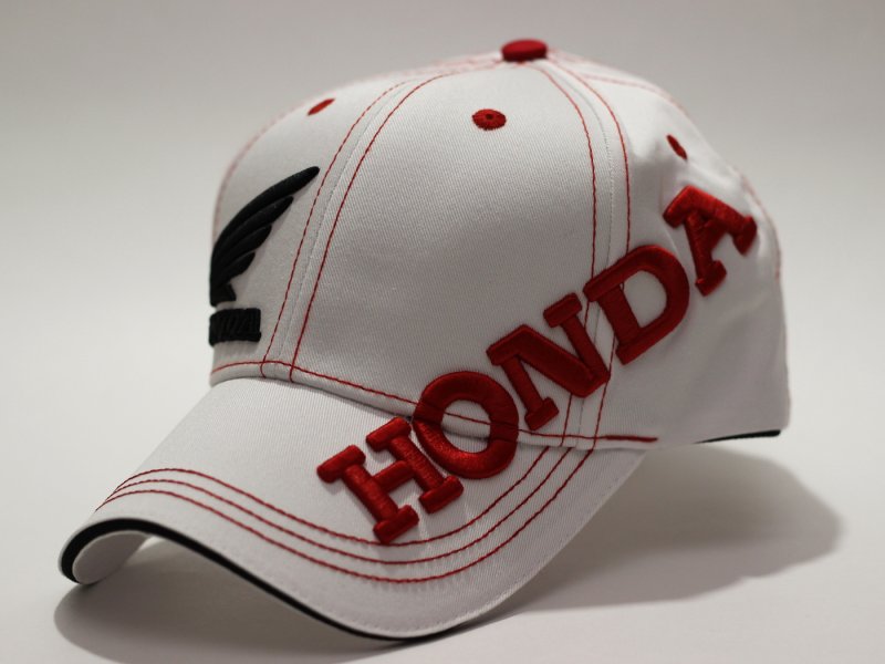 Бейсболка Honda красная