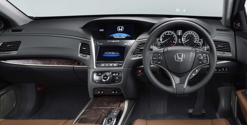 Honda Legend 2016