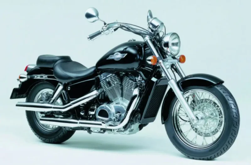 Honda Shadow 1100 Ace c2