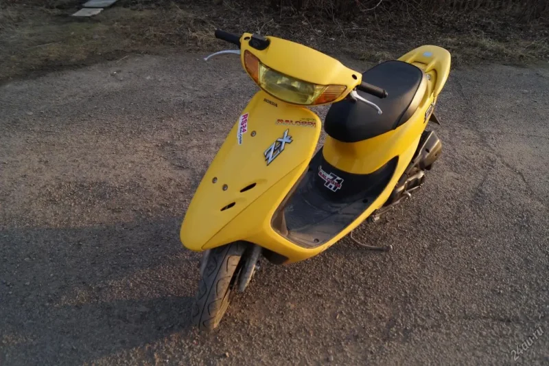 Honda Dio 35 ZX белый