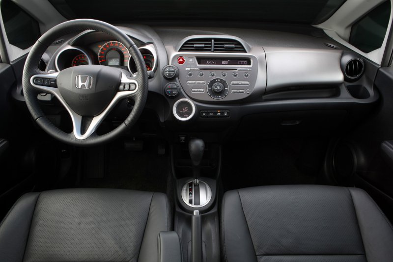 Honda Fit 2012 салон
