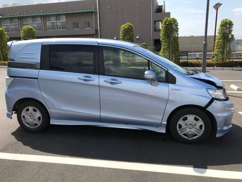 Honda freed 2015