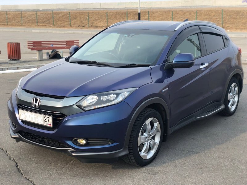 Honda Vezel i