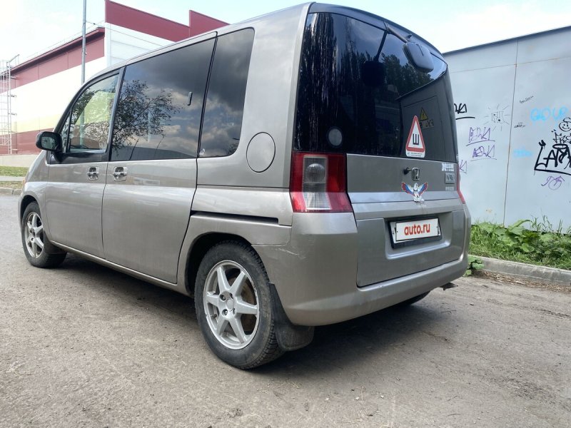 Honda Mobilio 2001