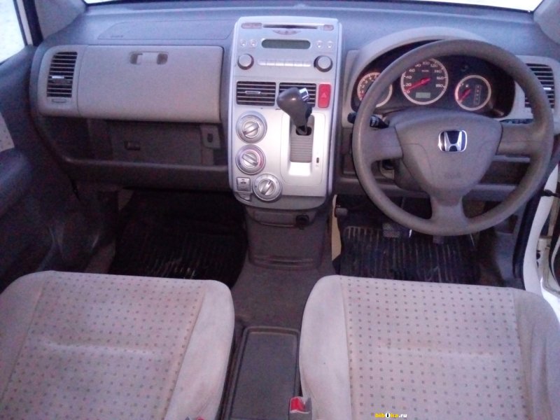 Honda Mobilio Spike 2005