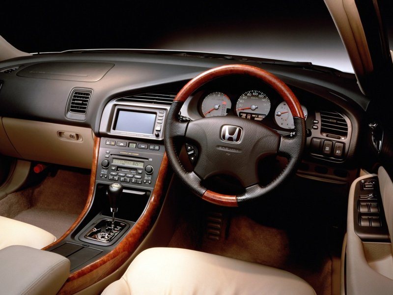 Honda inspire 2001