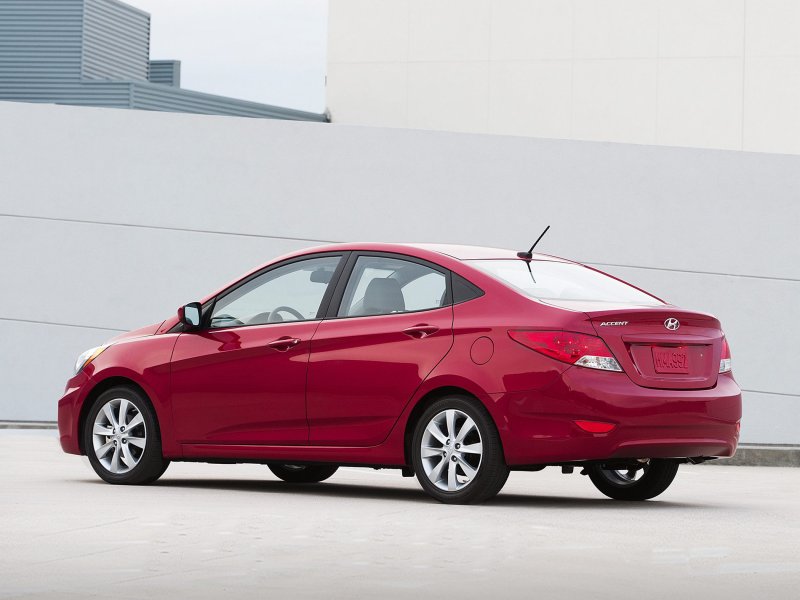 Hyundai Accent 2012