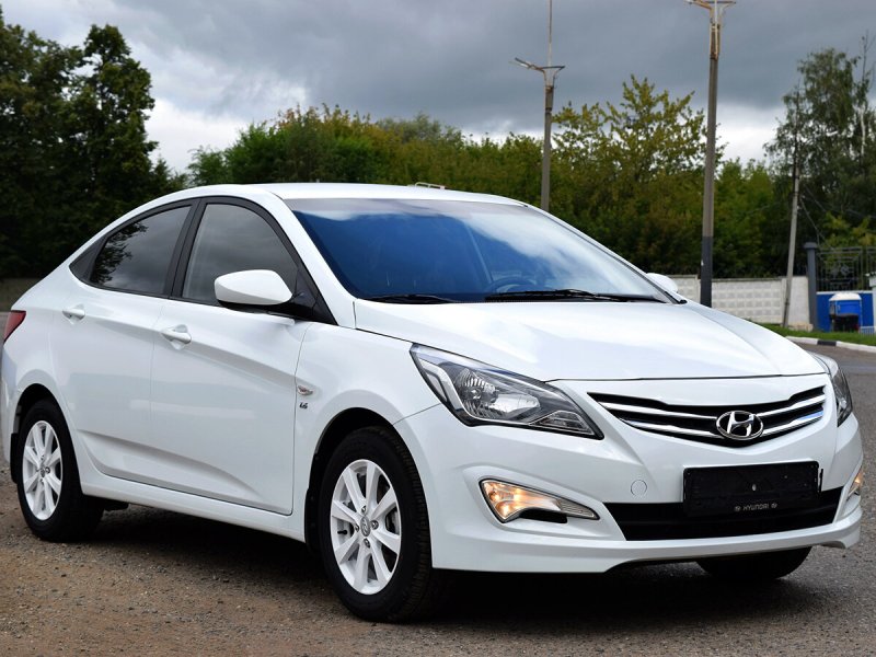 Hyundai Solaris 2015 White