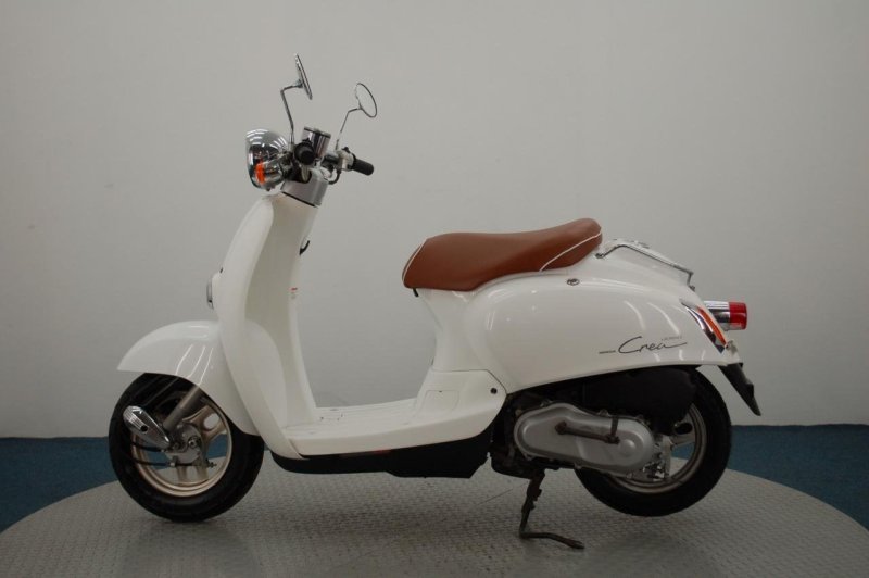 Мотороллер Honda giorno