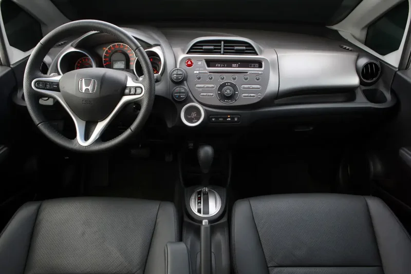 Панель Honda Fit 2009