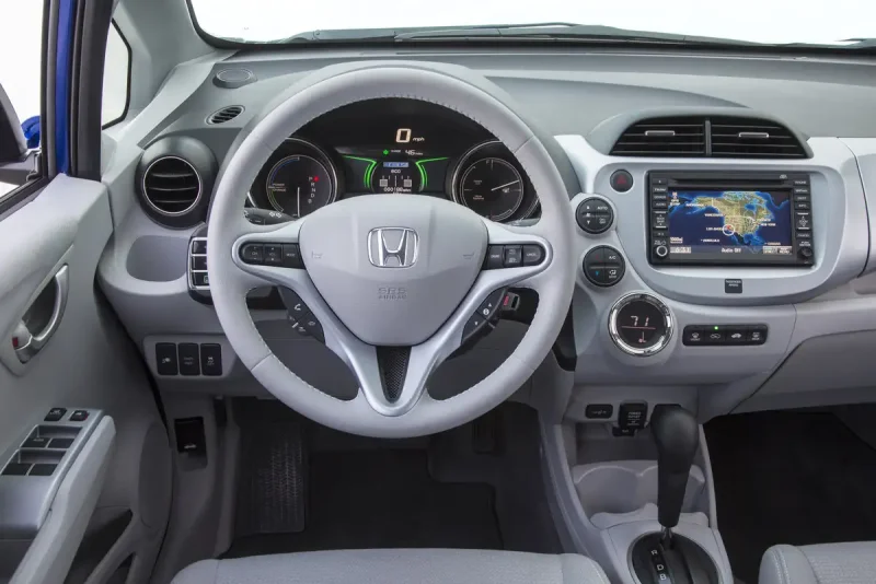 Honda Fit 2013 салон