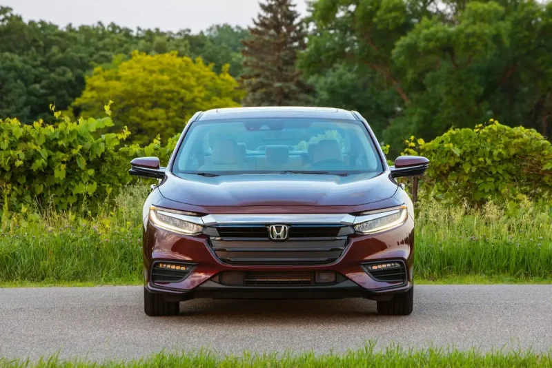 Honda Insight 2020 гибрид