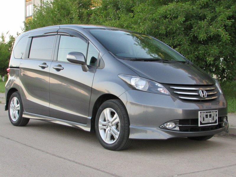 Honda freed Spike