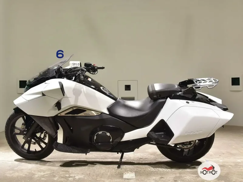 Мотоцикл Honda nm4