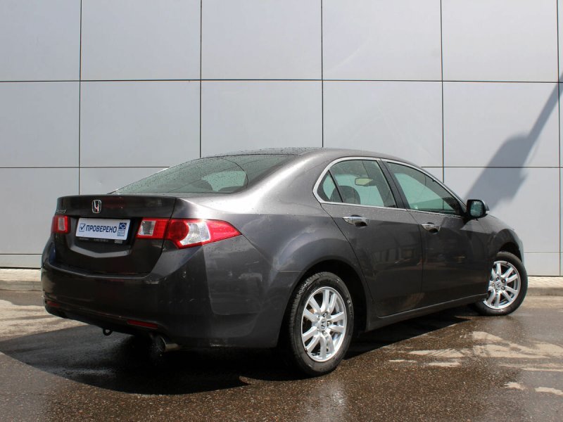 Хонда Аккорд седан 2010
