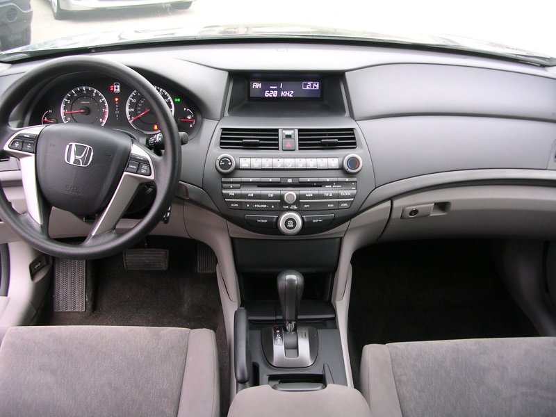 Honda Accord LX 2010