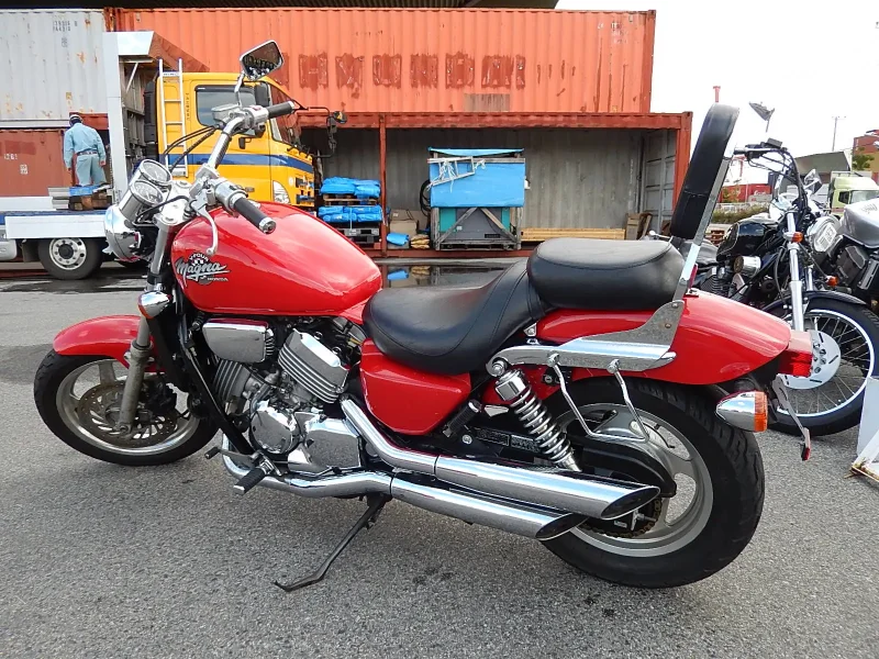 Honda Magna 750 c