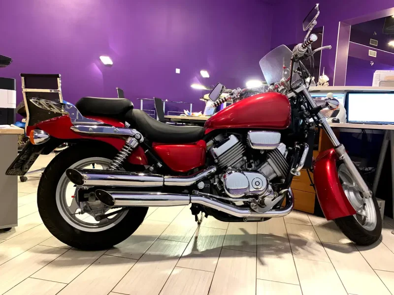 Honda Magna 750