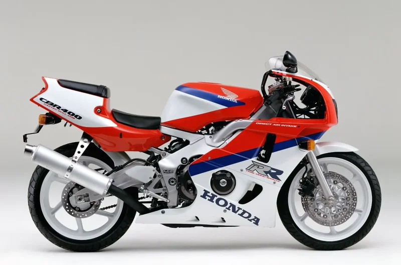 Мотоцикл Хонда СБР 400