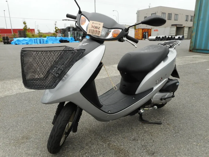 Мопед Honda Dio