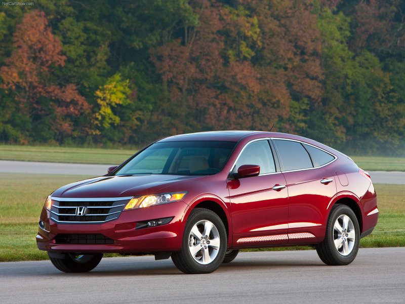 Машина Honda Crosstour