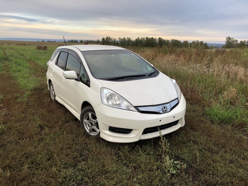 Honda Fit Shuttle 2011