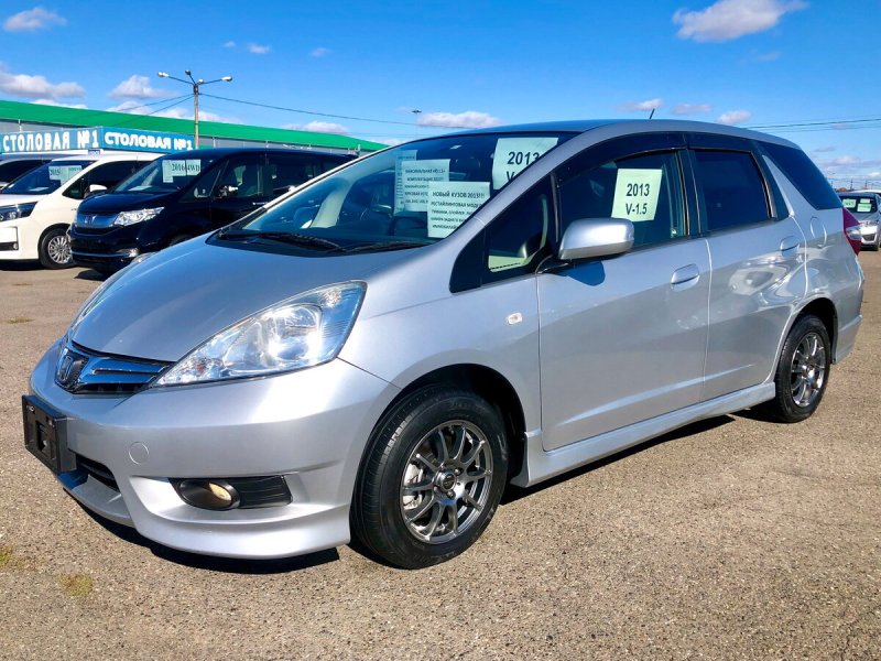 Honda Fit Shuttle 2015