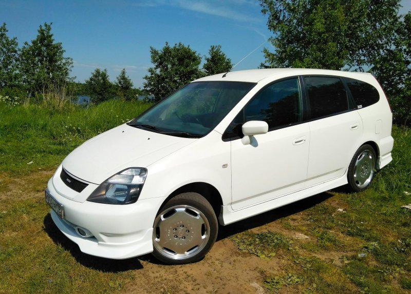 Honda Stream rn4