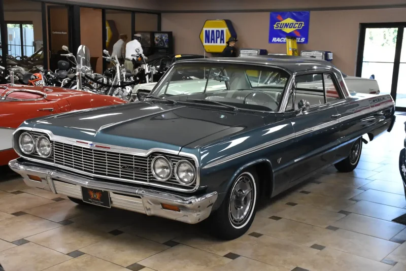 Chevrolet Impala 1964