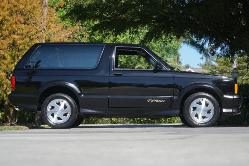 GMC Typhoon