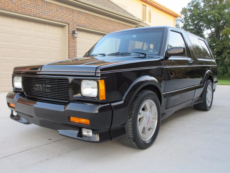 GMC Typhoon