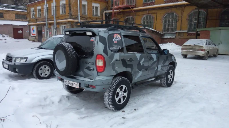 Chevrolet Нива камуфляж