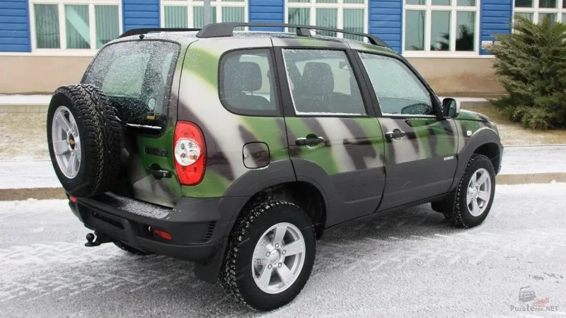 Chevrolet Нива камуфляж
