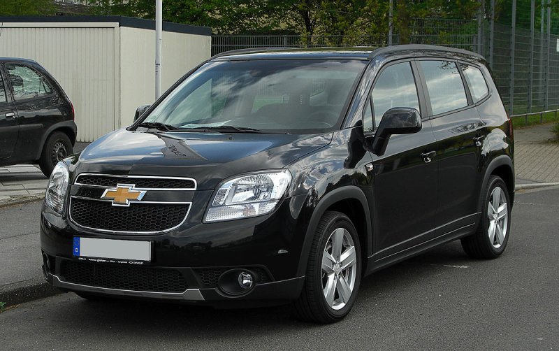 Chevrolet Orlando черный