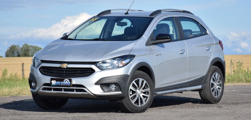 Chevrolet Spin, Onix