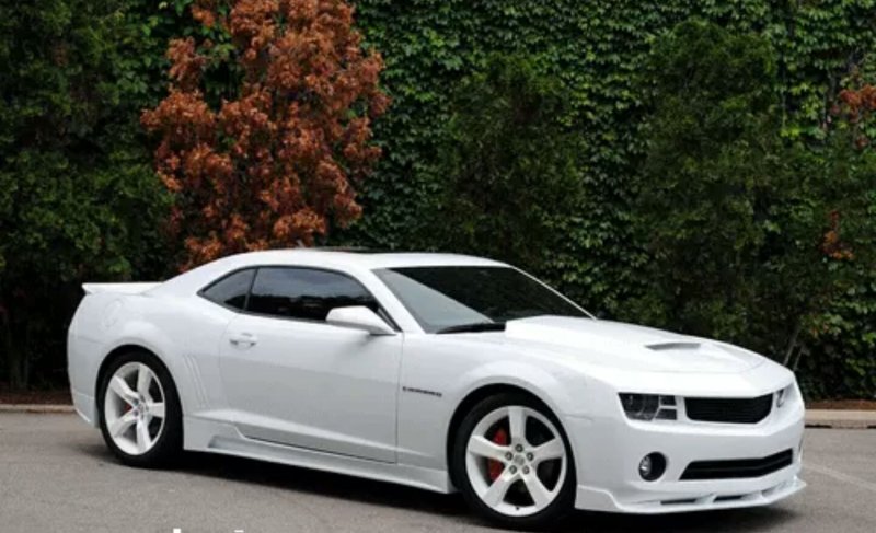 Chevrolet Camaro 2016 белая