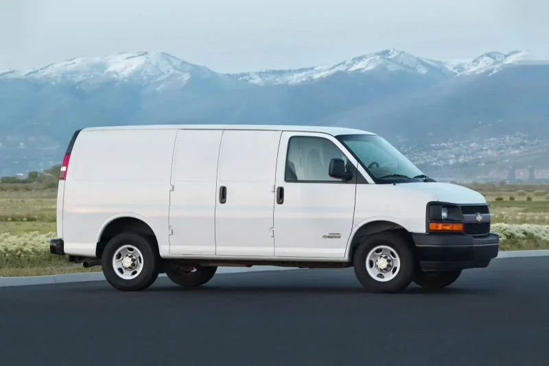 Chevrolet Express van 2500