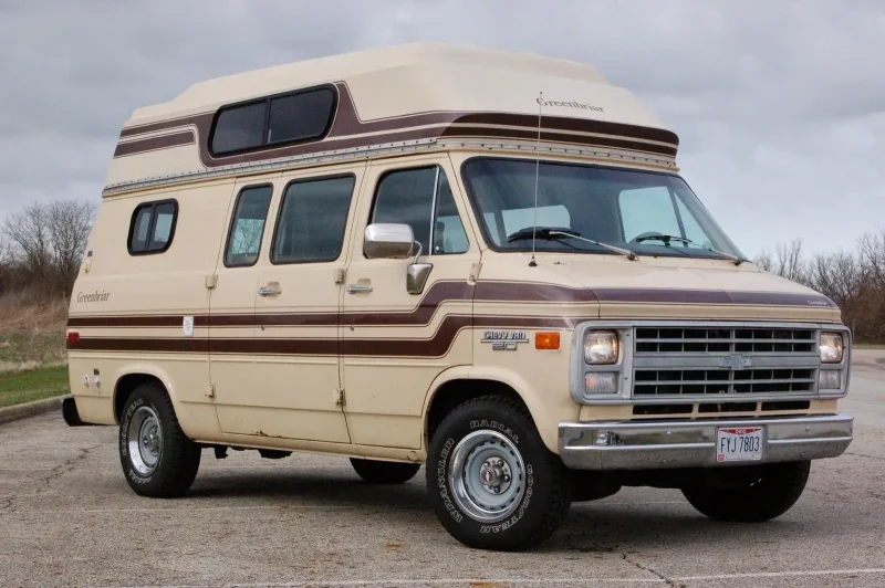 Фургон Chevrolet van g20