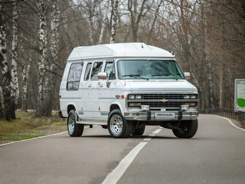 Chevrolet Шеви Ван