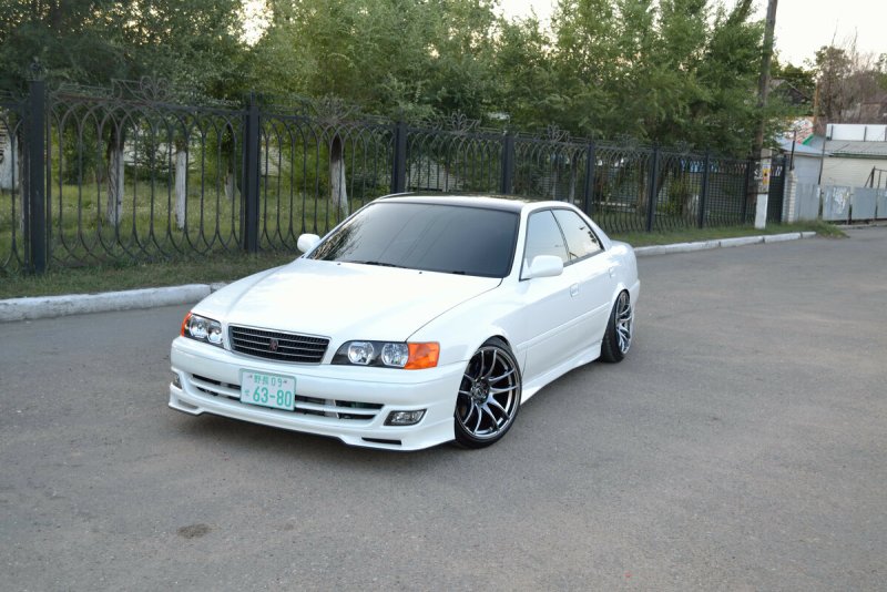 Toyota Chaser 100